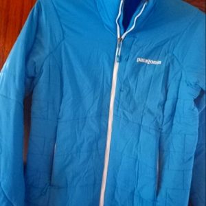 Womens Patagonia coat size small turquoise